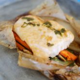 Asian-style Salmon and Vegetables en Papillote